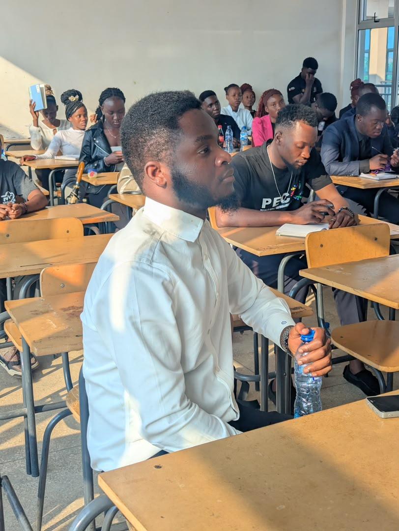 Young people attending a Youth Na Power training session in a classroom